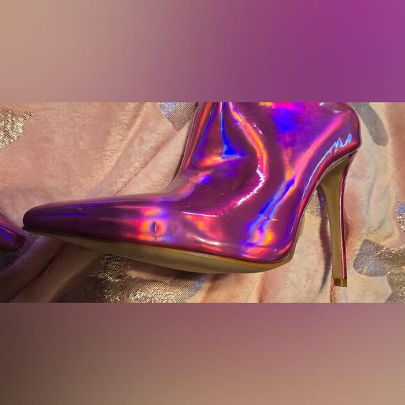 AZALEA WANG Holographic Pink Nova Stiletto Boots - Picture 4 of 5